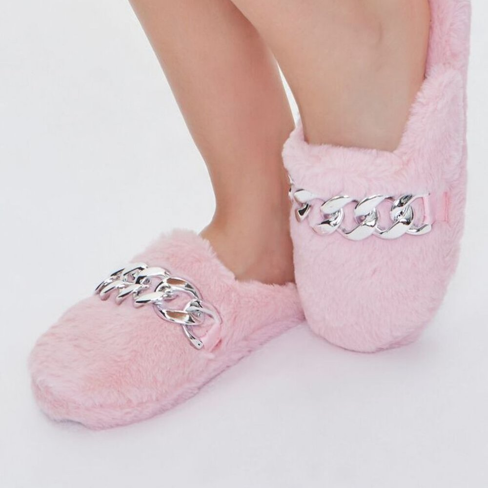 PINK NWT Faux Fur Curb Chain Slippers - Forever 21 - Size Small 4-6 Womens Teens - Picture 2 of 4